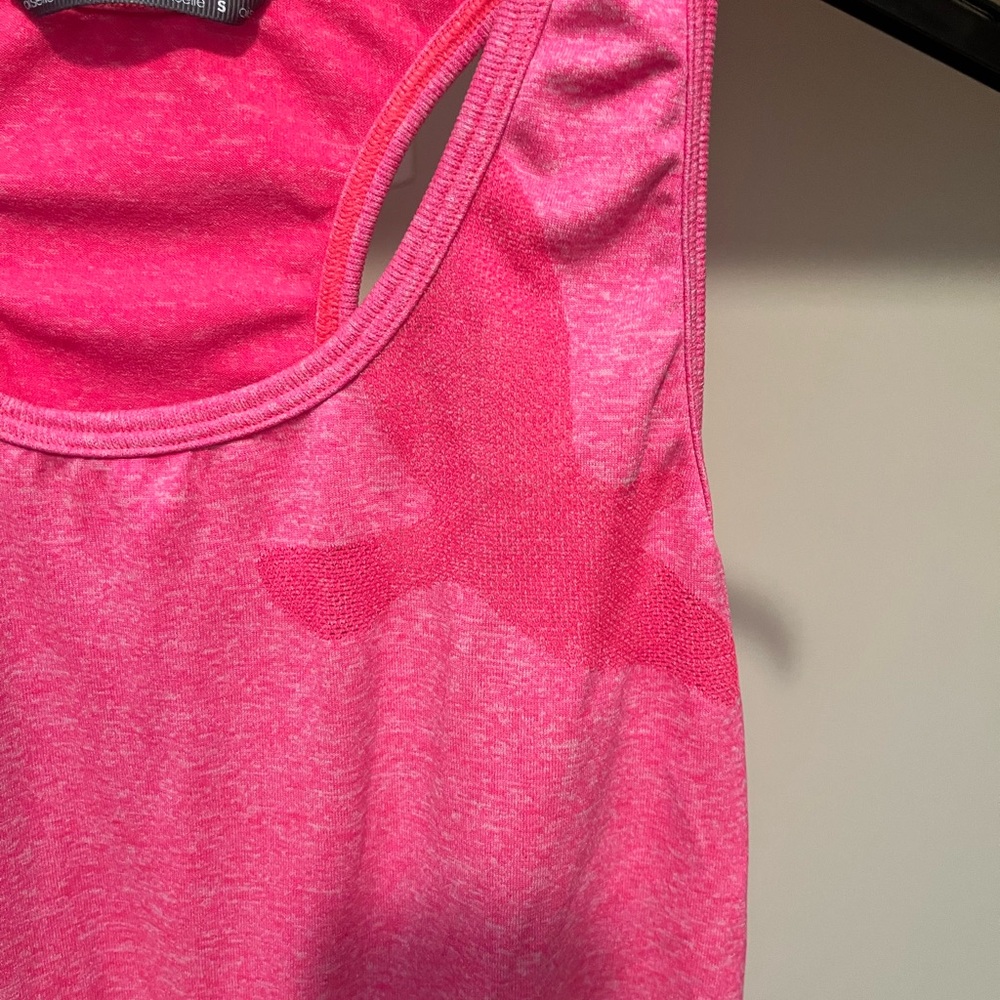 Oiselle Bright Pink (Saturday) Flyte Tank - Picture 4 of 5